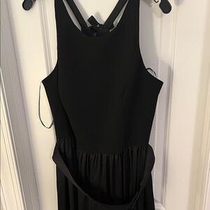 Vera Wang Classic Black Backless Gown